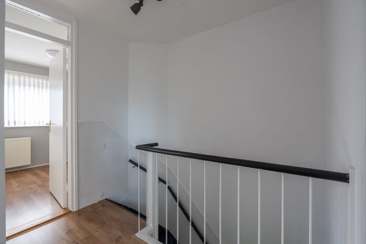 Foto 38 van Paulinastraat 77