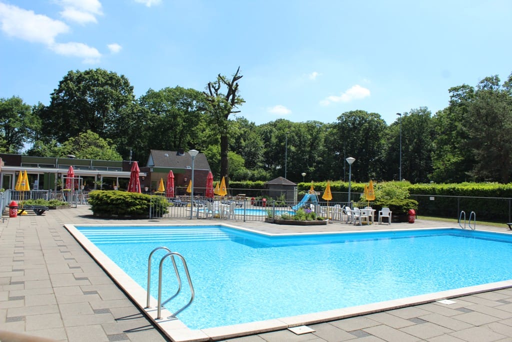 Foto 33 van Zwembadweg 37-90