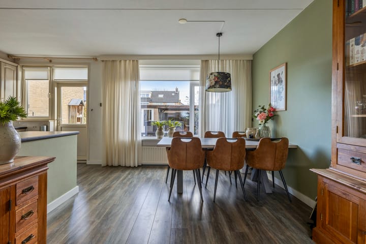 Foto 9 van Voorburcht 12