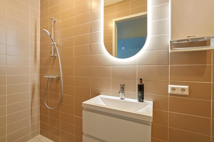 Foto 16 van Lutonhof 405