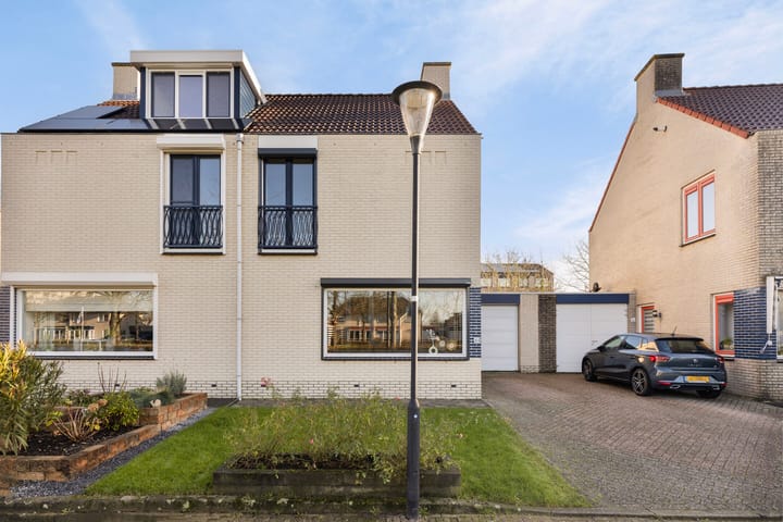 Foto 5 van Bachlaan 44