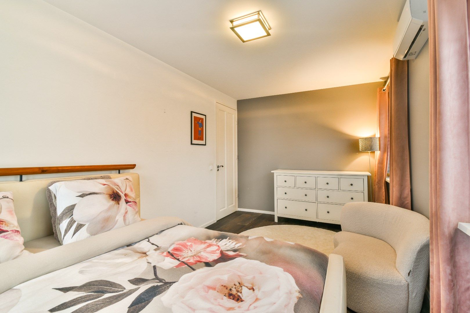 Foto 15 van 's-Gravenweg 566