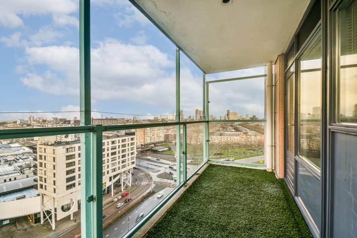 Foto 3 van Strevelsweg 944