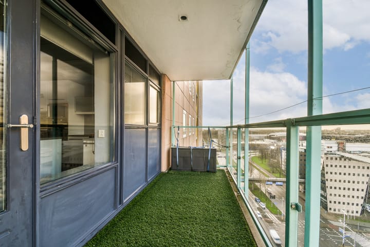 Foto 16 van Strevelsweg 944