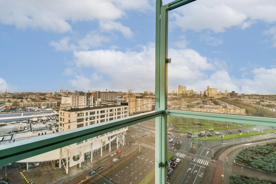 Foto 17 van Strevelsweg 944