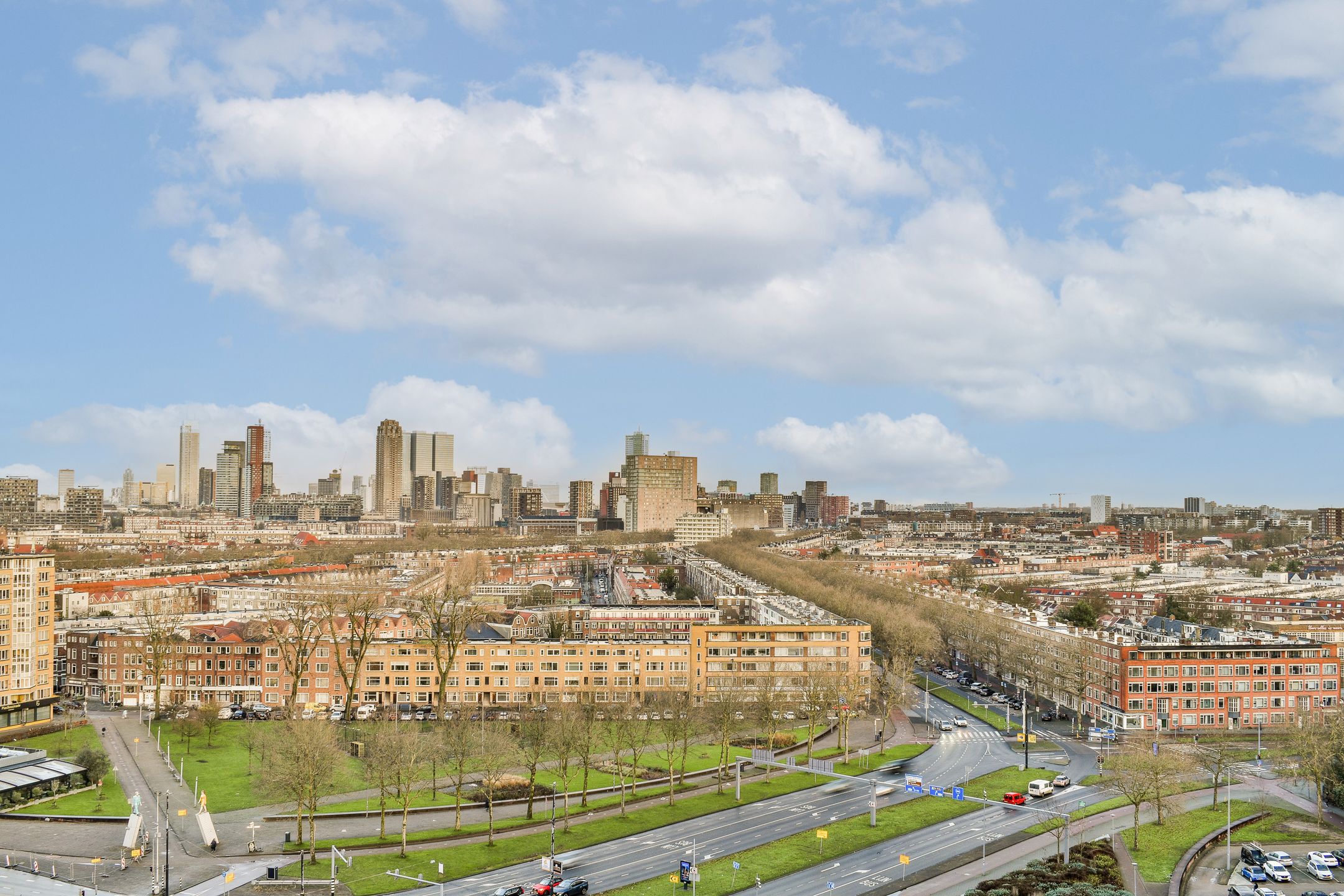 Foto 18 van Strevelsweg 944