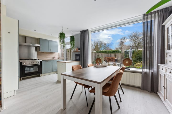 Foto 12 van Bilderdijkstraat 93