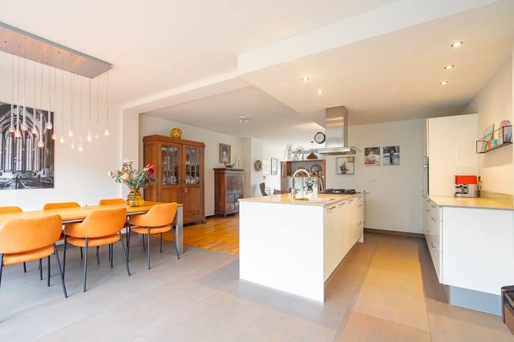 Foto 3 van Protonstraat 4