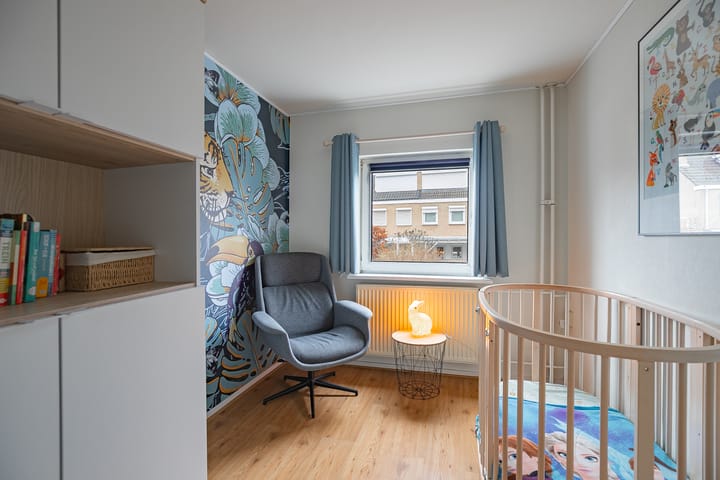 Foto 12 van Protonstraat 4