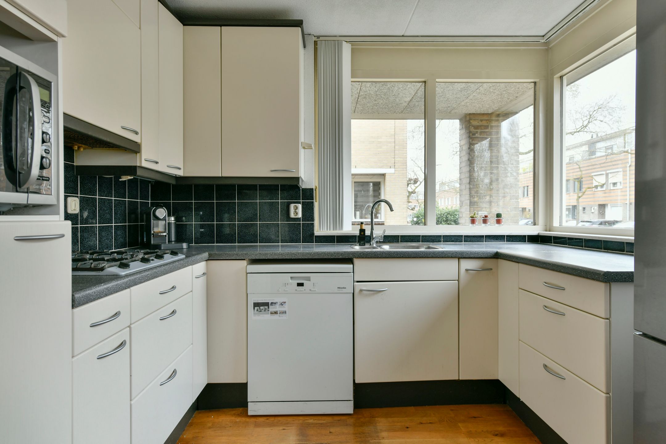 Foto 15 van Adrianus van Waertweg 16