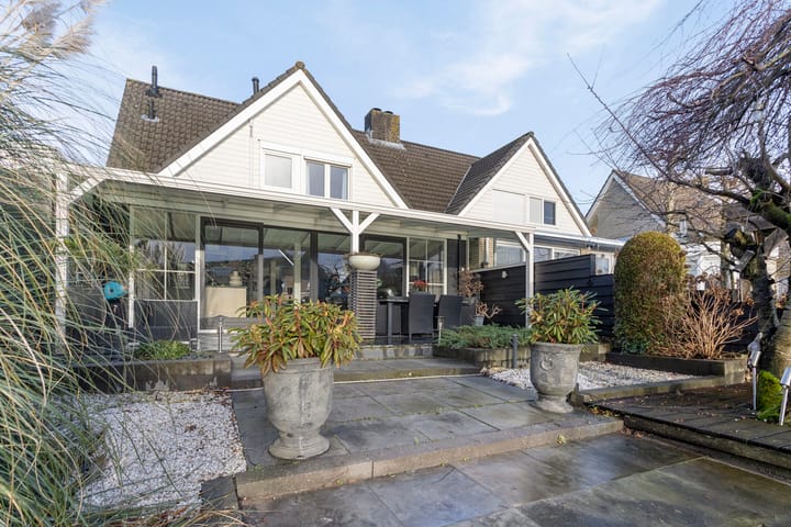 Foto 1 van Dick Tolstraat 67