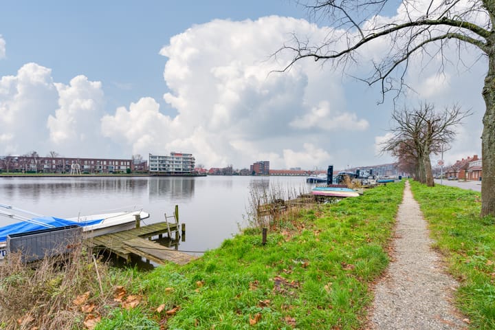 Foto 4 van Basseinstraat 1