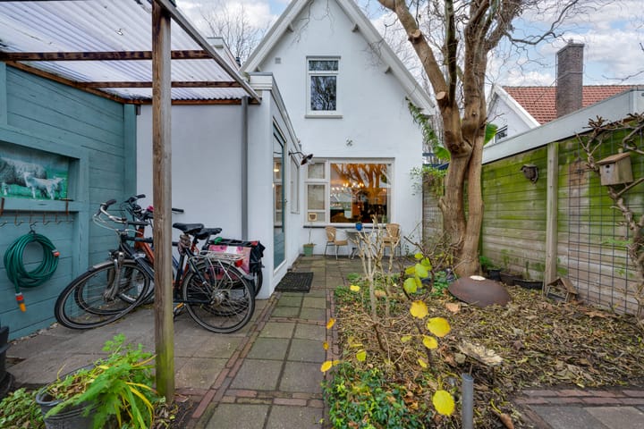 Foto 25 van Basseinstraat 1