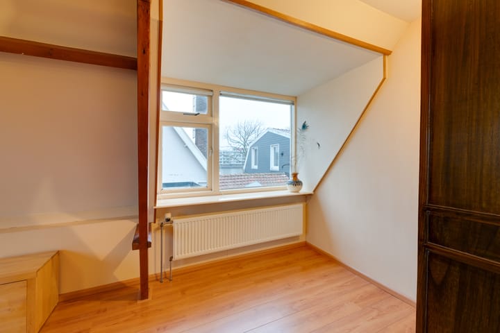 Foto 34 van Basseinstraat 1