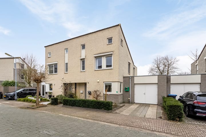 Foto 8 van Meester de Groetlaan 4