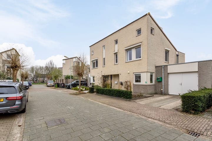 Foto 7 van Meester de Groetlaan 4