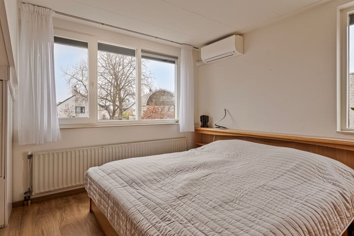 Foto 22 van Meester de Groetlaan 4