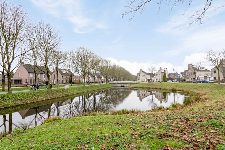 Foto 40 van Meester de Groetlaan 4