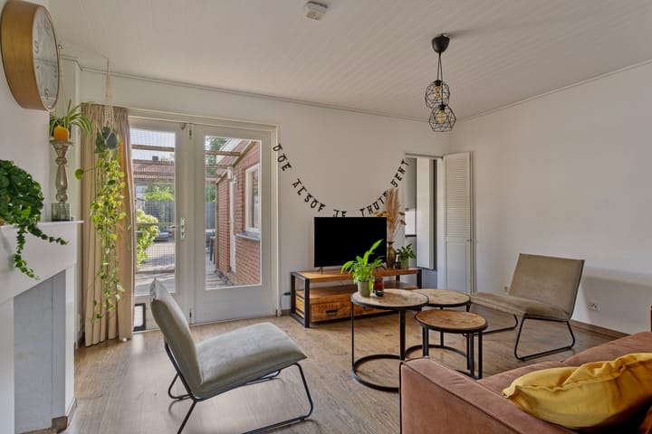 Foto 3 van Parallelweg 149