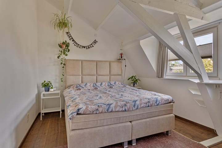 Foto 5 van Parallelweg 149