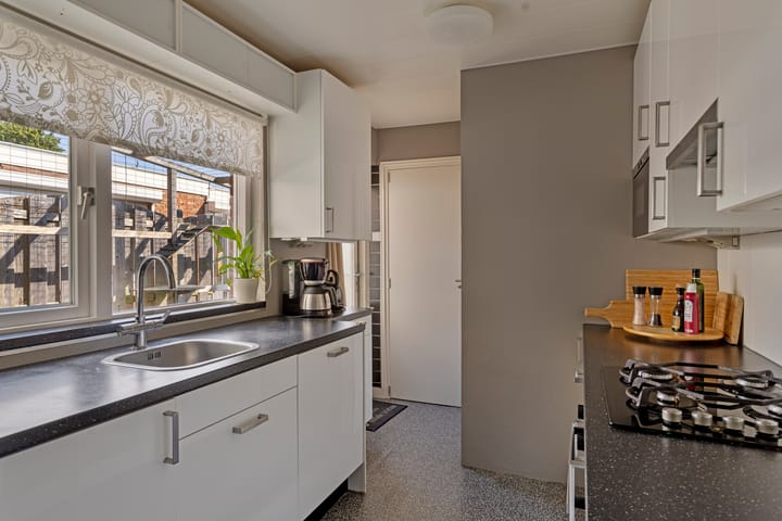 Foto 13 van Parallelweg 149