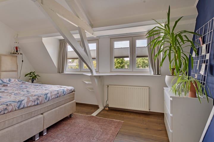 Foto 19 van Parallelweg 149