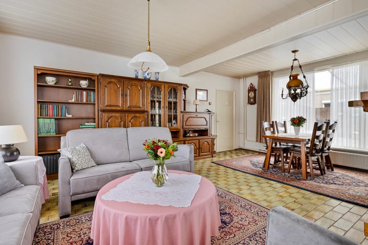 Foto 6 van Mgr Dr Meuwesestraat 5