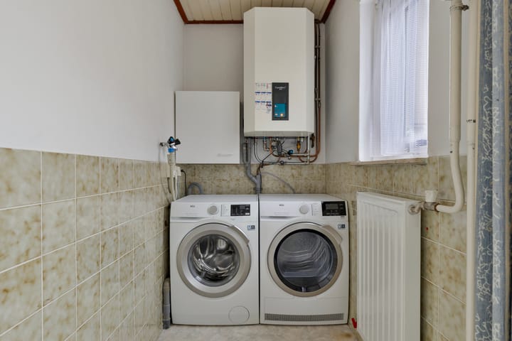 Foto 15 van Mgr Dr Meuwesestraat 5