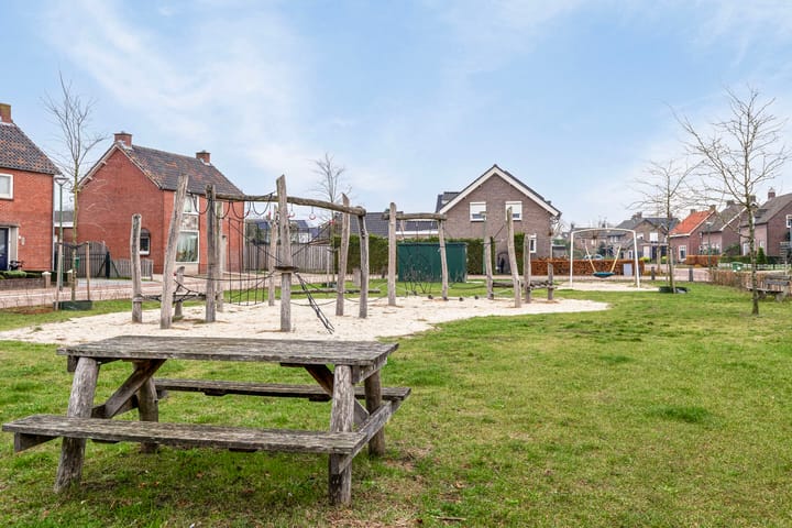 Foto 31 van Mgr Dr Meuwesestraat 5