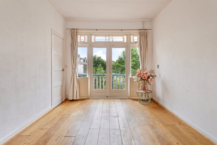 Foto 11 van Van 't Hoffstraat 1-A