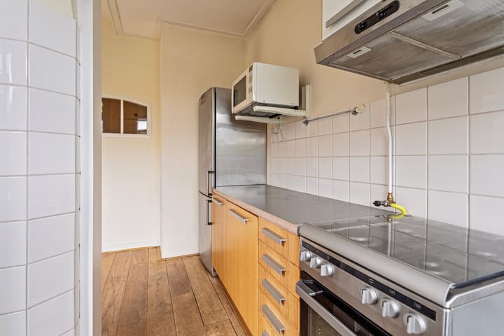 Foto 18 van Van 't Hoffstraat 1-A