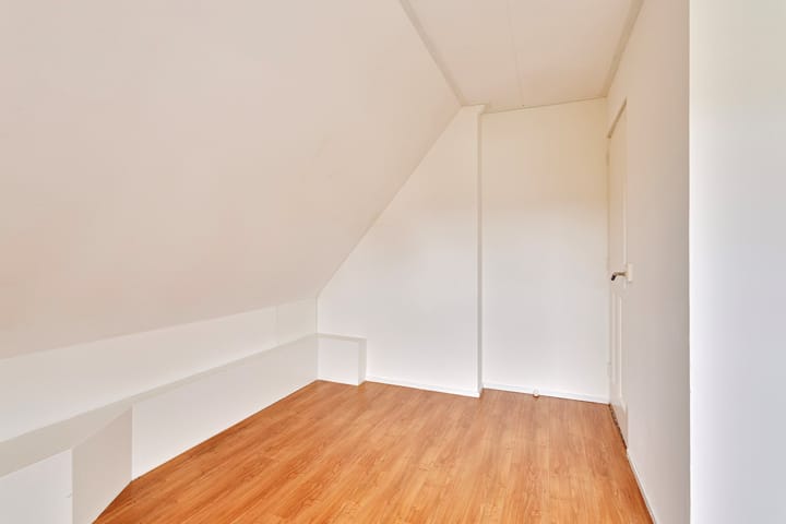 Foto 24 van Van 't Hoffstraat 1-A