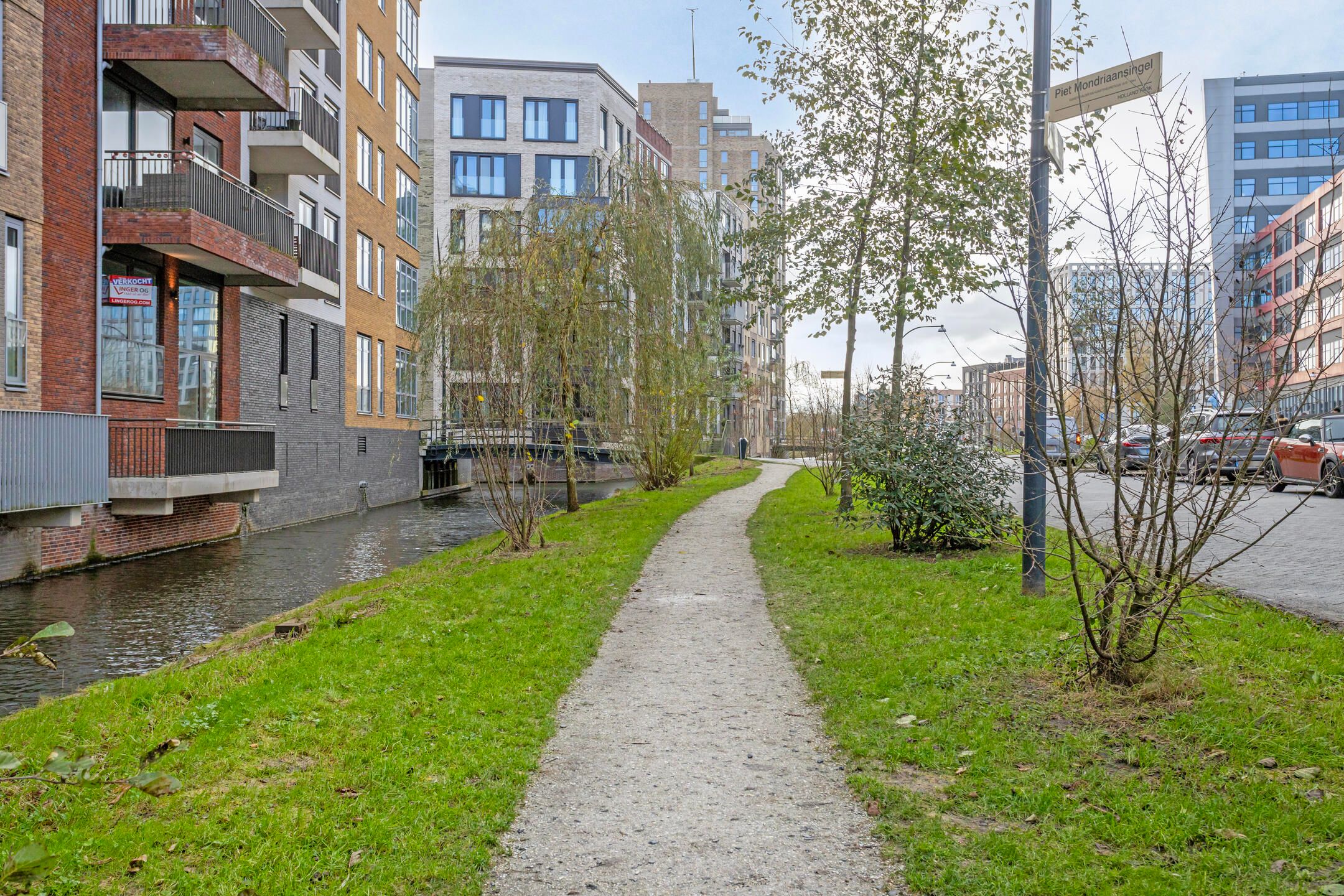 Photo 39 of Willem Dudokhof 245