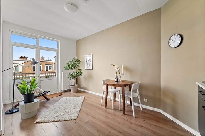 Foto 2 van Paets van Troostwijkstraat 243-A