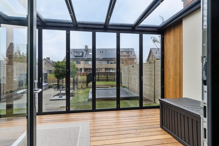 Foto 11 van Van der Waalslaan 102