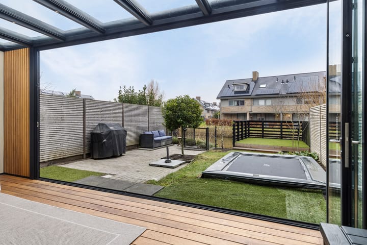 Foto 12 van Van der Waalslaan 102