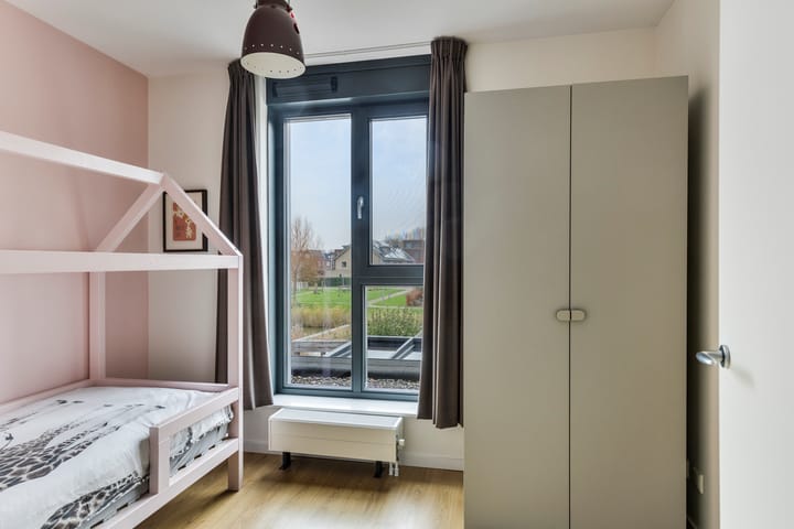 Foto 25 van Van der Waalslaan 102