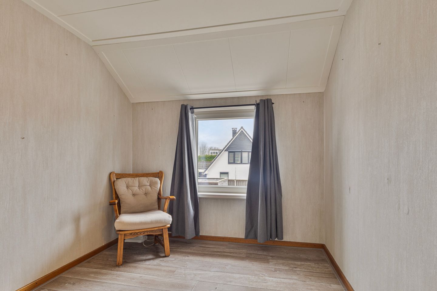 Photo 19 of Gravenstraat 14