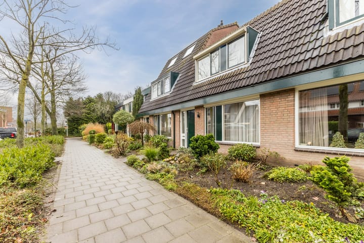 Foto 8 van De Leeuwerikstraat 45