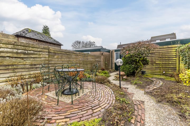 Foto 34 van De Leeuwerikstraat 45