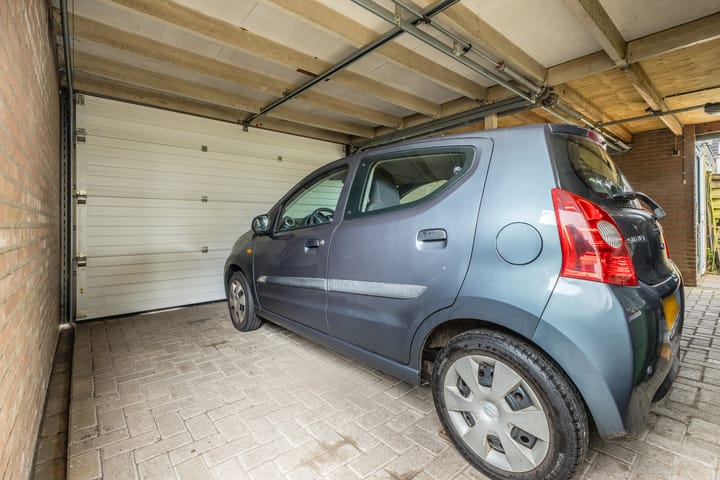 Foto 37 van De Leeuwerikstraat 45