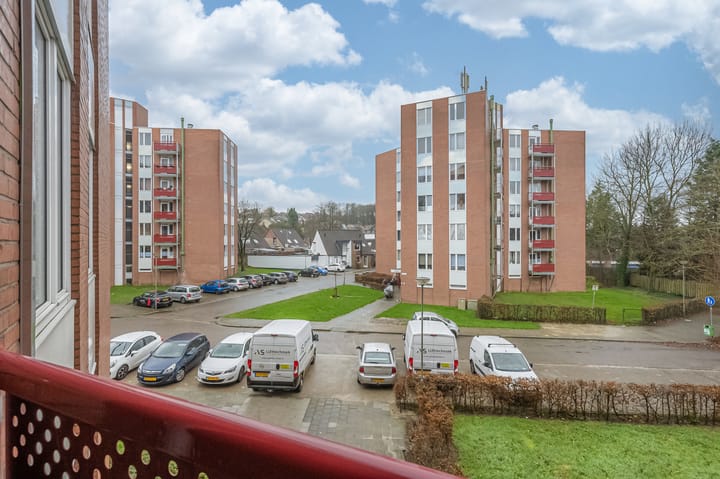 Foto 15 van Berghofstraat 137