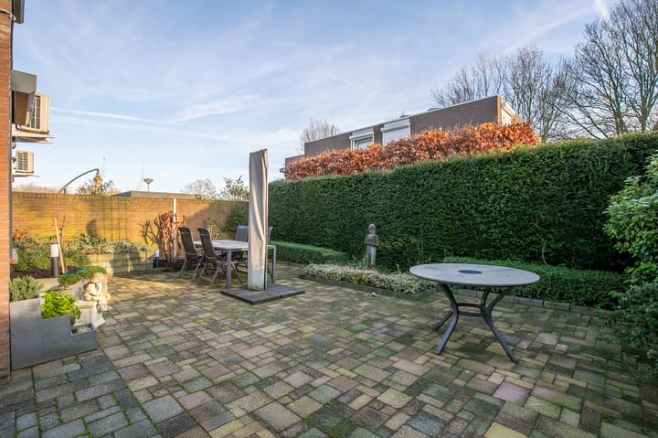 Photo 18 of Kennedyplantsoen 59