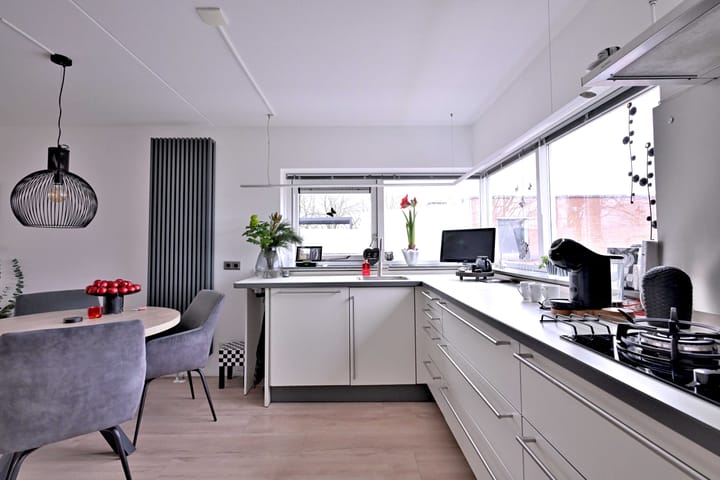 Foto 2 van Richard Holstraat 15