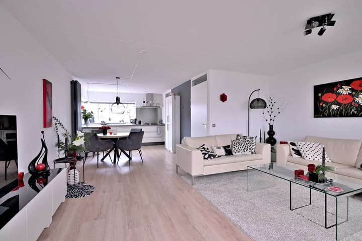 Foto 6 van Richard Holstraat 15