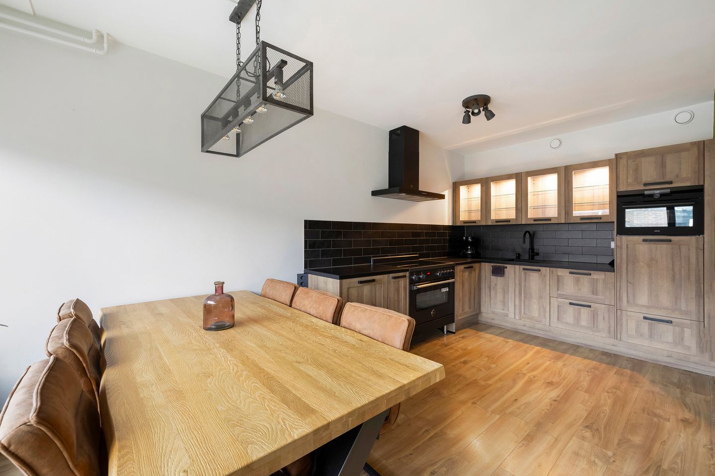 Foto 1 van Molbord 19