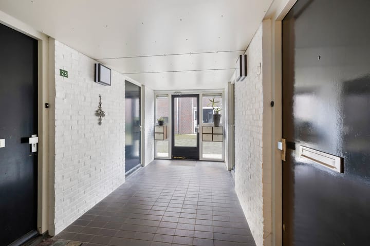 Photo 9 of Molbord 19