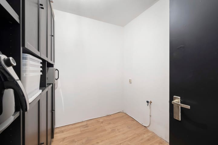 Photo 12 of Molbord 19