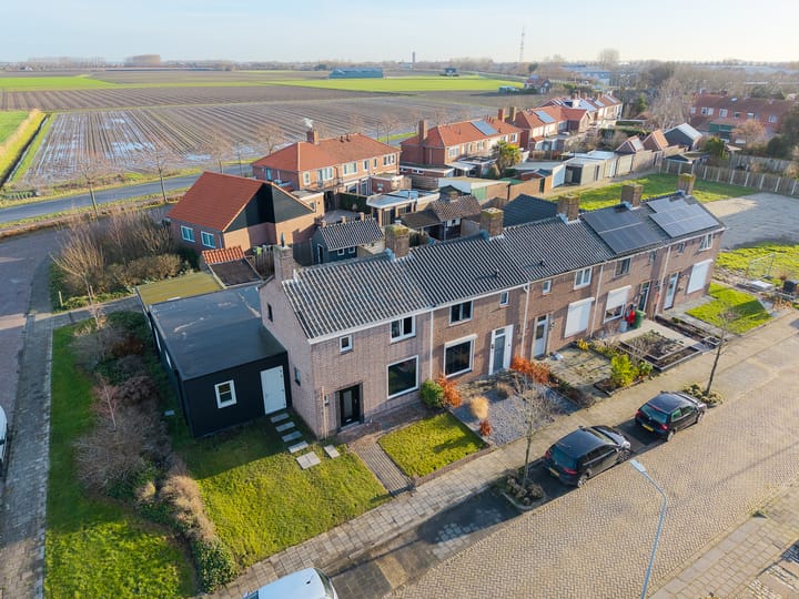 Foto 1 van Koningin Julianastraat 1