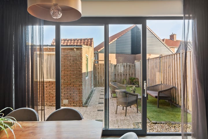 Foto 11 van Koningin Julianastraat 1